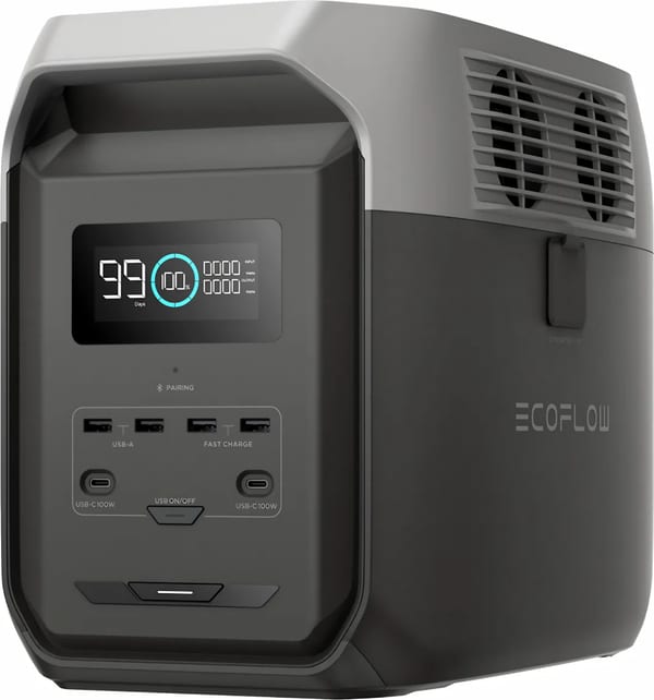 EcoFlow Delta 3 1500 gris oscuro, vista frontal con pantalla al 100%, puertos USB-A, USB-C y panel de encendido